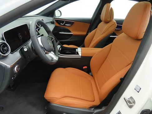 Certified 2025 Mercedes-Benz C 300 Sedan image 19