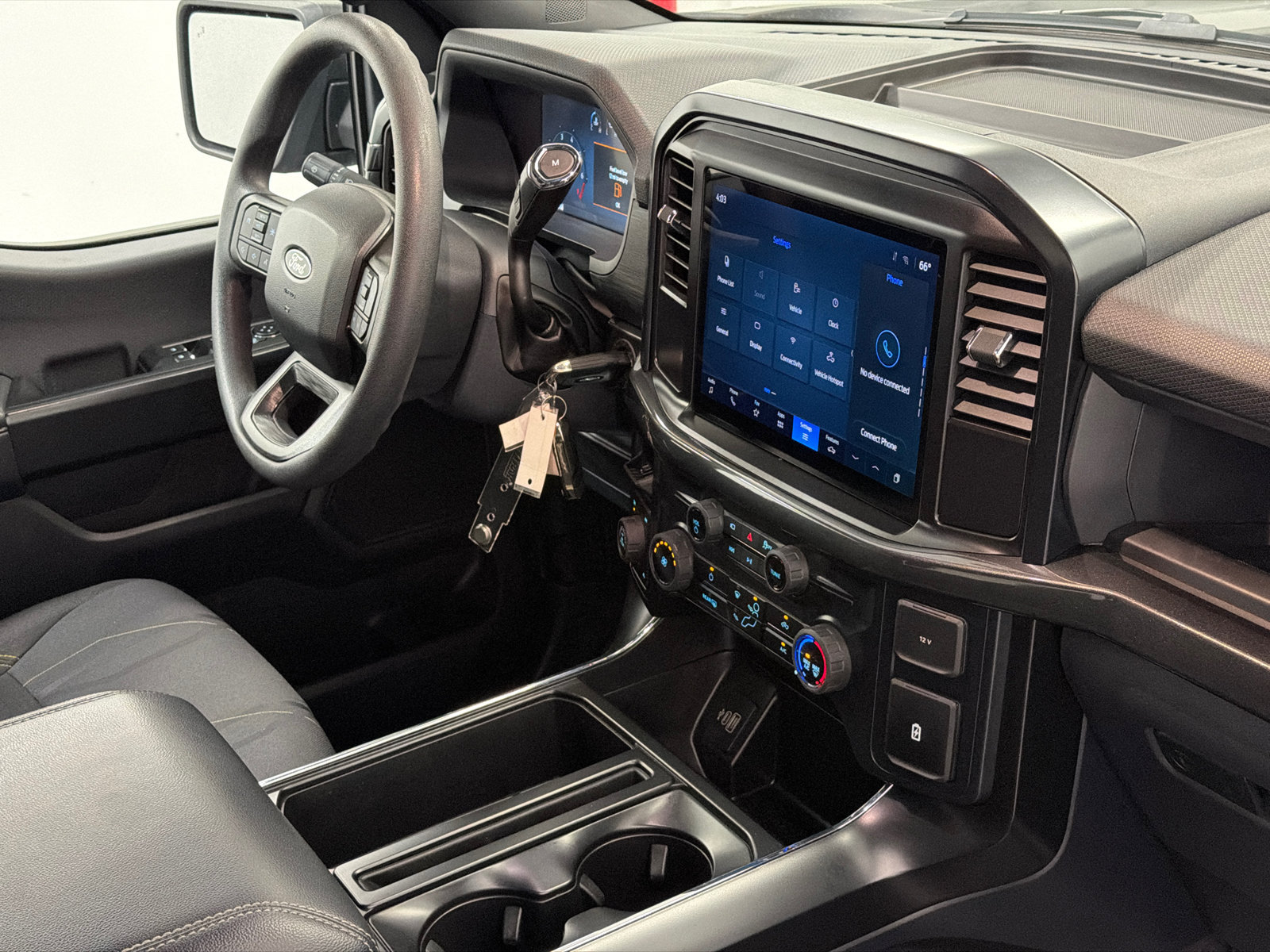 Used 2025 Ford F150 STX w/ STX Black Appearance Package AWD/4WD image 9