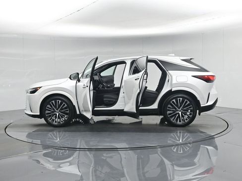 Used 2024 Lexus RX 350 Premium Plus w/ Convenience Package FWD image 38