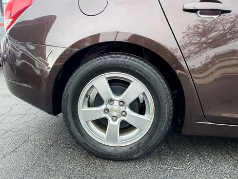 Used 2015 Chevrolet Cruze LT image 15