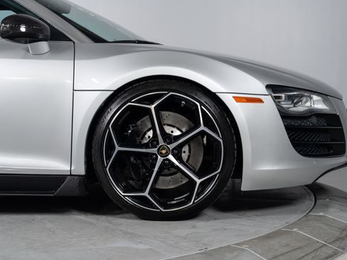 Used 2012 Audi R8 V10 AWD/4WD image 35