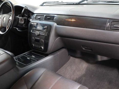 Used 2010 GMC Sierra 1500 SLT AWD/4WD image 6