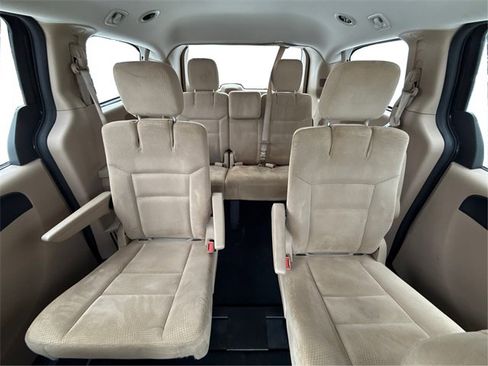 Used 2016 Dodge Grand Caravan SE w/ Quick Order Package 29E SE image 15