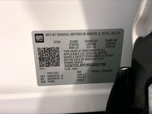 Used 2024 Chevrolet Equinox EV LT FWD image 30
