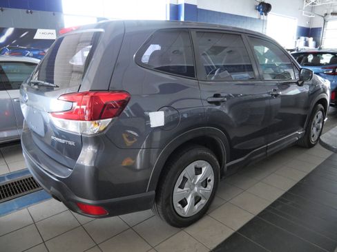 Used 2023 Subaru Forester AWD/4WD image 6