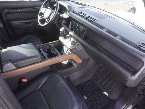 Used 2020 Land Rover Defender 110 X image 22