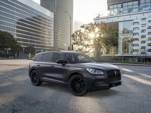 New 2026 Lincoln Corsair Reserve w/ Jet Appearance Package AWD/4WD image 7