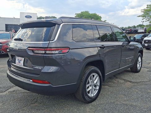 Used 2024 Jeep Grand Cherokee L Laredo AWD/4WD image 31