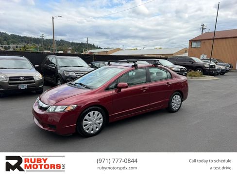 Used 2010 Honda Civic LX image 1