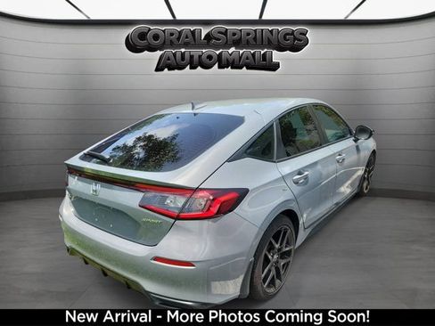 Used 2025 Honda Civic Sport image 2