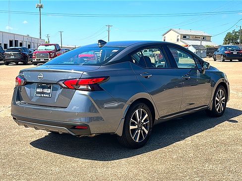 Used 2025 Nissan Versa SV w/ Trunk Package FWD image 8