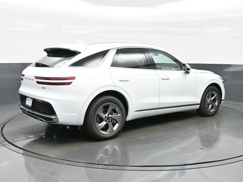 New 2026 Genesis GV70 2.5T Select image 6