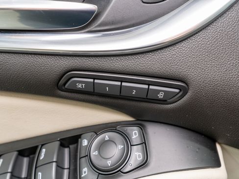 Used 2023 Buick Enclave Avenir w/ Avenir Technology Package FWD image 14