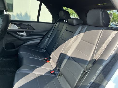 Used 2020 Mercedes-Benz GLE 350 4MATIC image 33