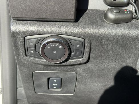 Used 2017 Ford F150 XLT w/ Equipment Group 302A Luxury image 17