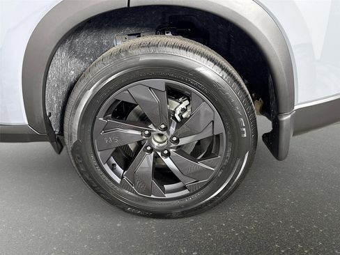 New 2026 Nissan Rogue SV FWD image 29