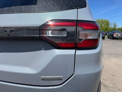 Used 2023 Honda Pilot Touring image 11