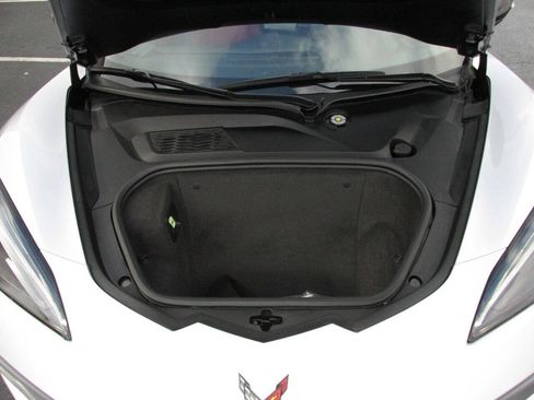 Used 2020 Chevrolet Corvette Stingray Coupe w/ Z51 Performance Package RWD image 35