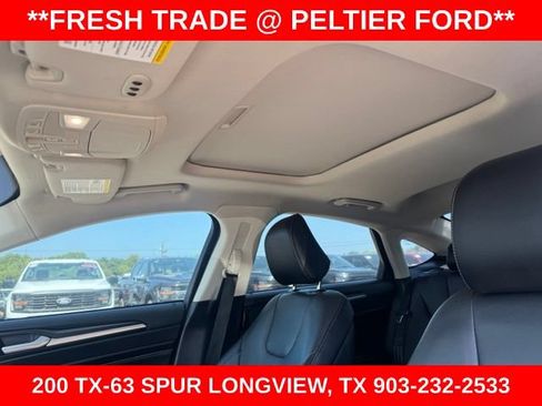 Used 2020 Ford Fusion Titanium FWD image 7