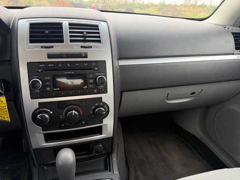 Used 2010 Dodge Charger Rallye RWD image 14