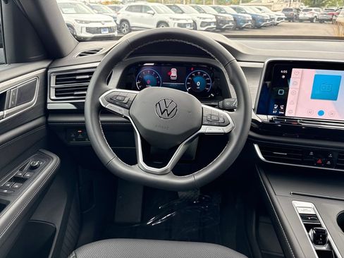New 2026 Volkswagen Atlas Cross Sport SE image 13