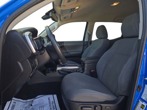 Used 2021 Toyota Tacoma SR5 image 9