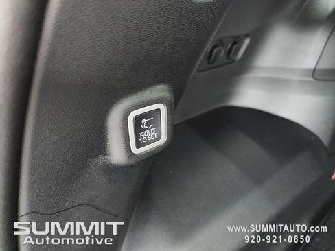 New 2026 Jeep Cherokee Limited AWD/4WD image 31