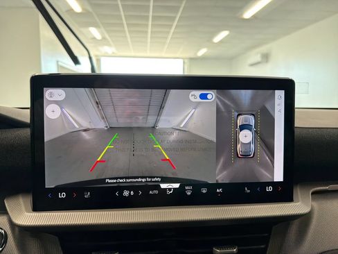 New 2026 Ford Explorer ST-Line w/ ST-Line Street Pack RWD image 21