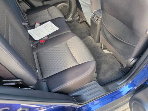 Used 2020 Nissan Rogue SV image 14