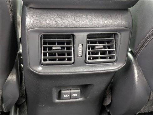 Used 2022 Toyota RAV4 XLE Premium AWD/4WD image 17