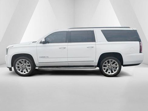 Used 2015 GMC Yukon XL SLT w/ Open Road Package AWD/4WD image 4