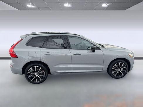 Certified 2025 Volvo XC60 B5 Plus image 8