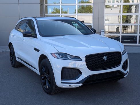 Used 2026 Jaguar F-PACE R-Dynamic S AWD/4WD image 3
