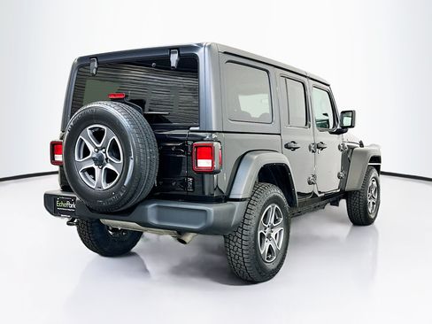 Used 2022 Jeep Wrangler Unlimited Sport AWD/4WD image 9