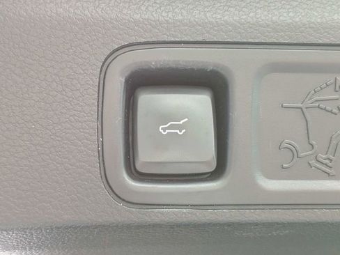 Used 2021 Lincoln Navigator Reserve AWD/4WD image 13
