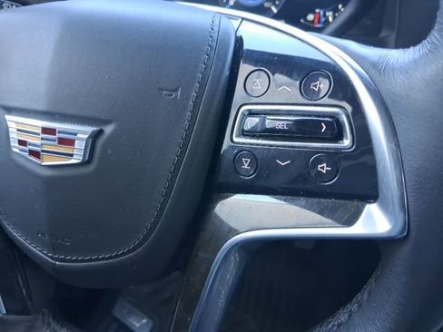 Used 2020 Cadillac Escalade ESV Platinum image 12