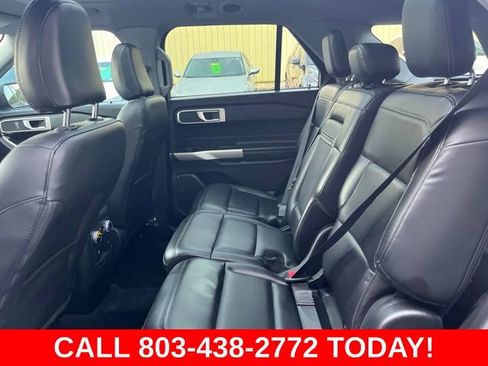 Used 2022 Ford Explorer XLT w/ Equipment Group 202A RWD image 13