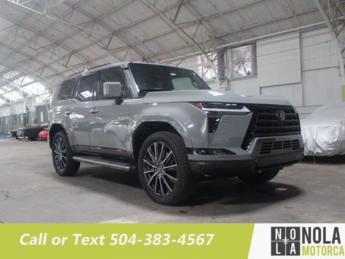 Used 2024 Lexus GX 550 w/ Accessory Package (2T) AWD/4WD image 9