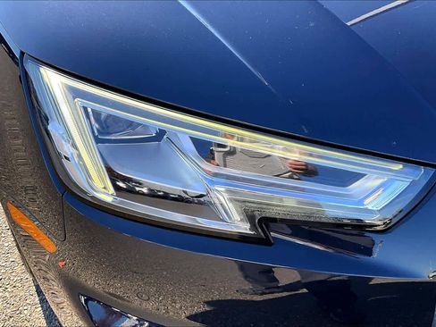 Used 2018 Audi A4 2.0T Ultra Premium Plus w/ Premium Plus Package image 27