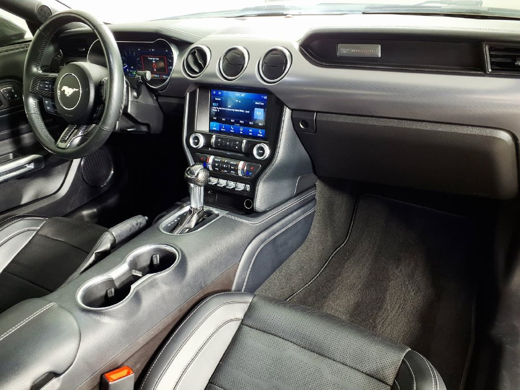Used 2019 Ford Mustang GT Premium w/ Equipment Group 401A RWD image 13