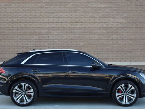 Used 2019 Audi Q8 Premium Plus w/ Premium Plus AWD/4WD image 3