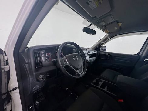 Used 2014 Honda Ridgeline Sport image 16