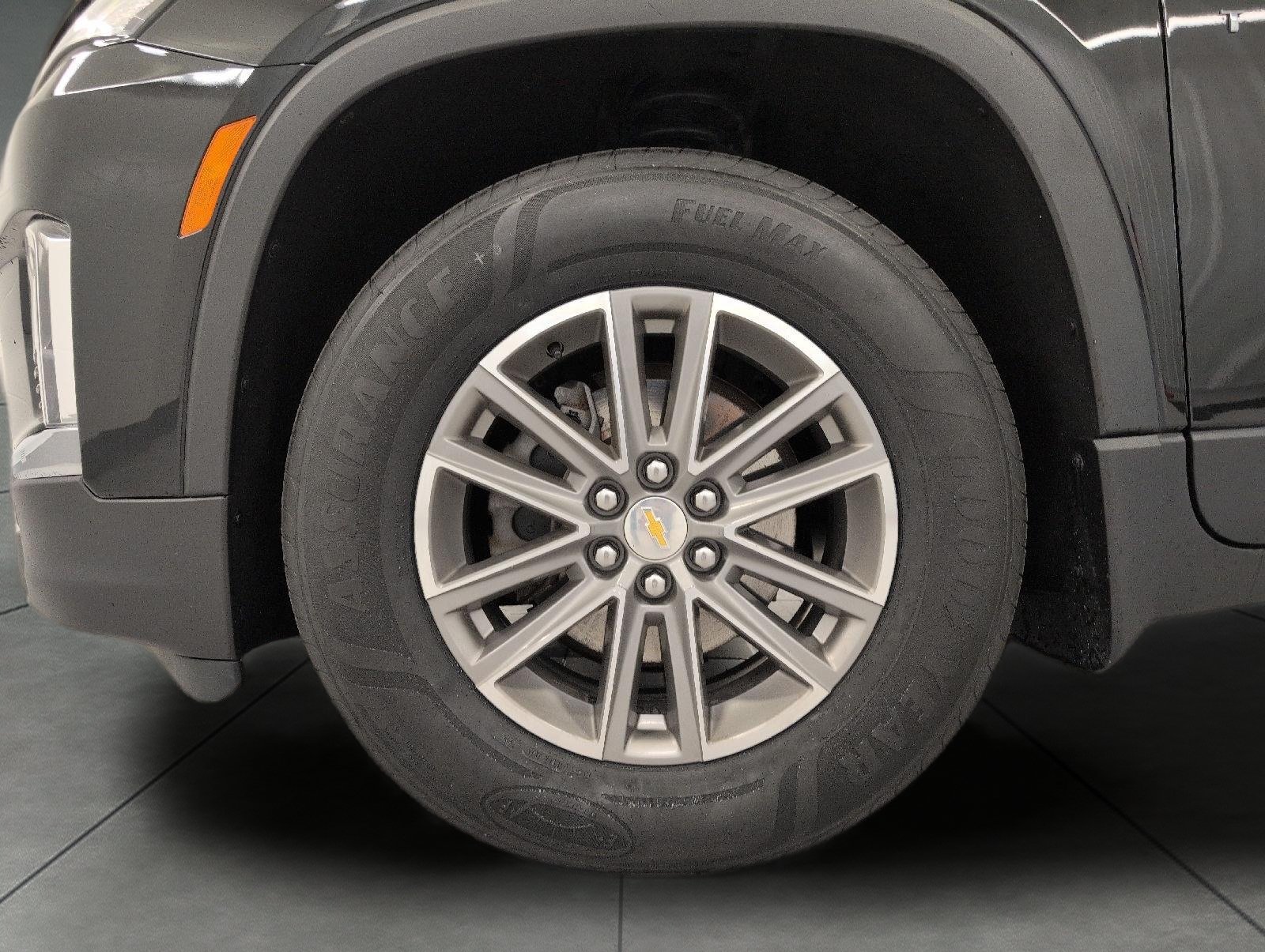 Used 2023 Chevrolet Traverse LT AWD/4WD image 4