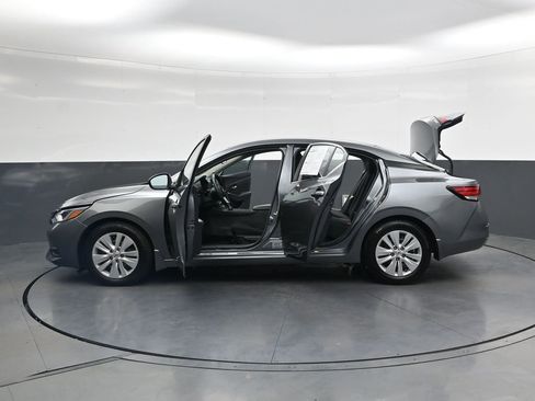 Used 2023 Nissan Sentra S FWD image 11