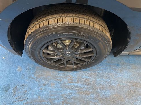 Used 2016 Chevrolet Equinox LT w/ Convenience Package image 16