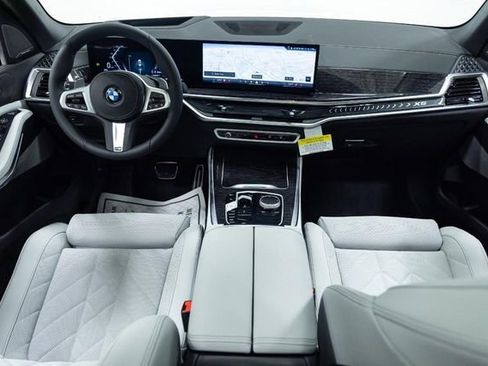 New 2026 BMW X5 xDrive40i w/ M Sport Package image 23