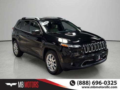 Used 2016 Jeep Cherokee Limited AWD/4WD image 2