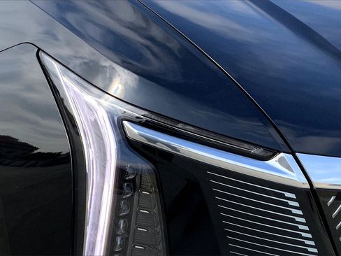 New 2025 Cadillac Escalade IQ Luxury 2 image 14