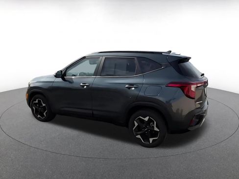 Used 2025 Kia Seltos S FWD image 10