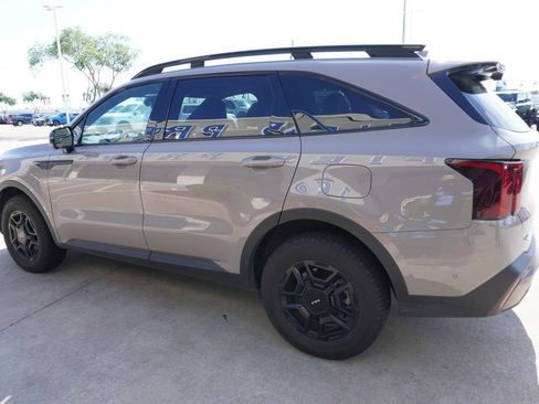 Used 2024 Kia Sorento SX Prestige AWD/4WD image 4